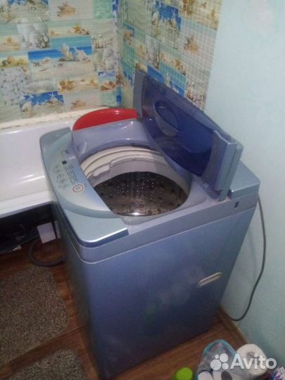 Продам стиральную машинку LG автомат. На запчасти