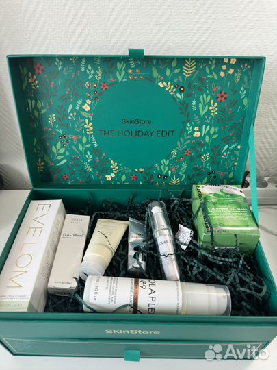 Beauty box 2023 Skinstore The Holiday Edit