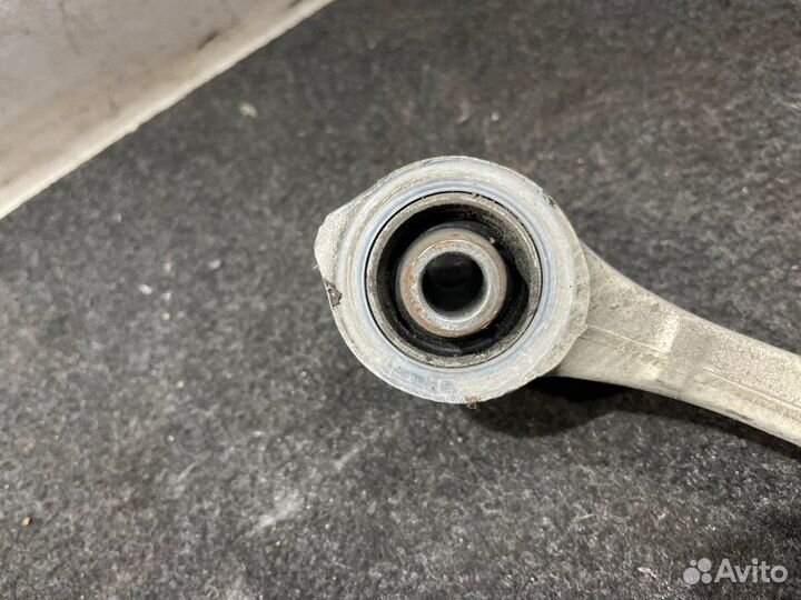 Рычаг подвески передний правый Infiniti Ex37 J50