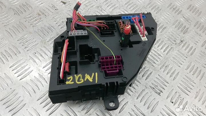 Блок предохранителей BMW 5-Series