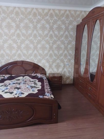 2-к. квартира, 55 м², 8/12 эт.