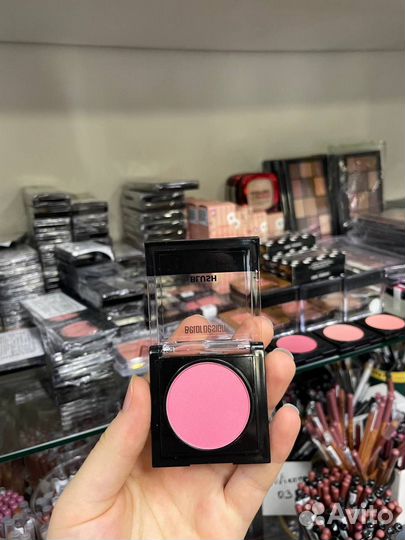 Румяна хайлайтер