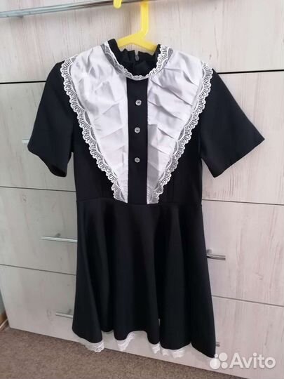 Школьные платья и блузки на девочку