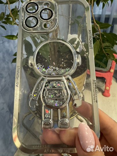 Бампер на iPhone 13 pro max