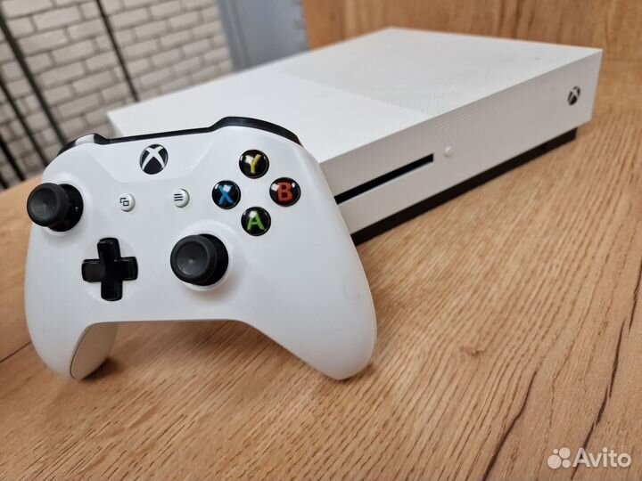 Xbox One s