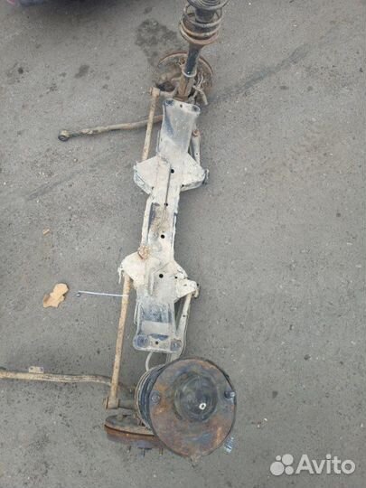 Задняя балка Ford Escort 2001