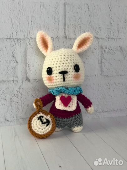 Мягкие игрушки Мишка, Кролик, Птенец и другие