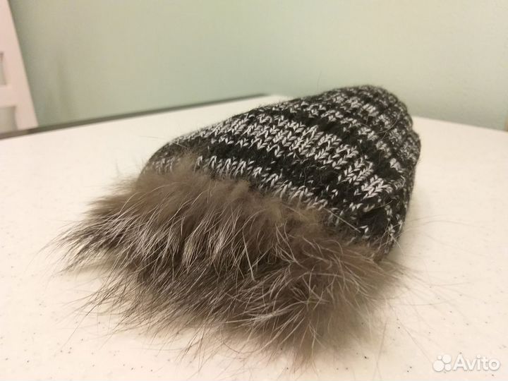 Женская меховая шапка