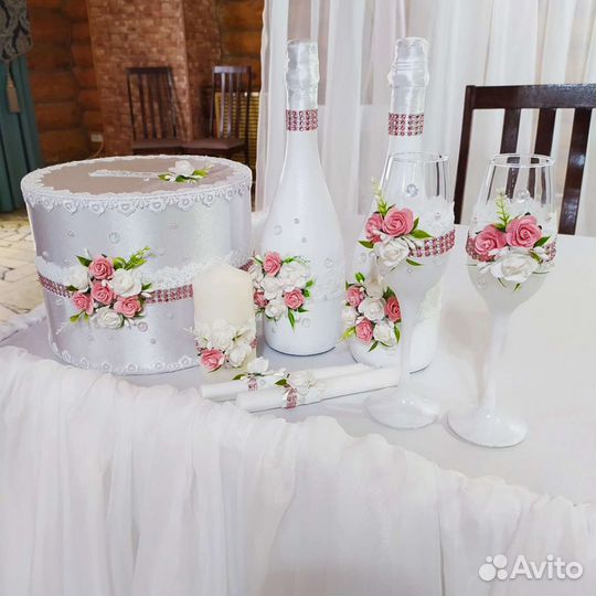 Свадебная коробка, бокалы