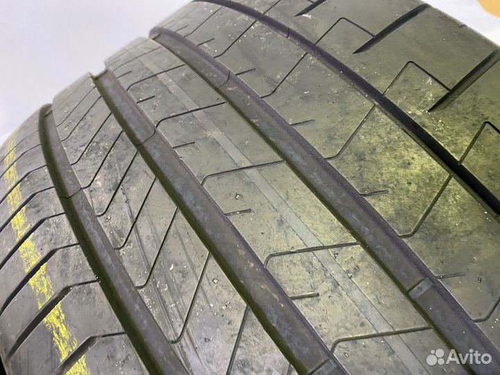 Pirelli P Zero II 305/30 R21