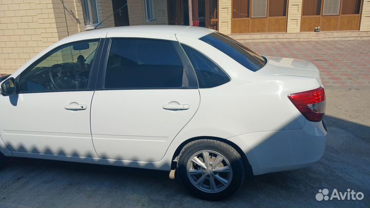 LADA Granta 1.6 МТ, 2014, 177 000 км