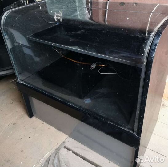 Стеклянная витрина бу