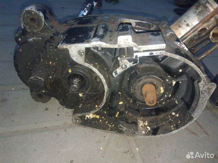 Двигатель v50