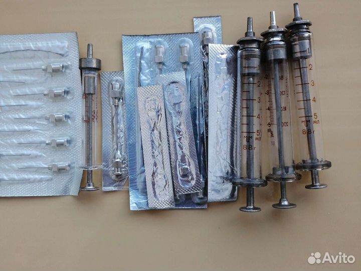 Шприцы стеклянные медицинские