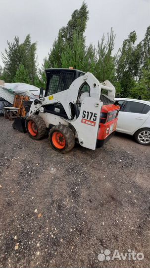 Работа минипогрузчика