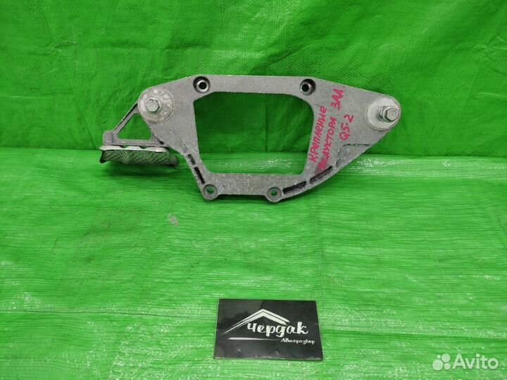 Крепление редуктора зад. Audi Q5