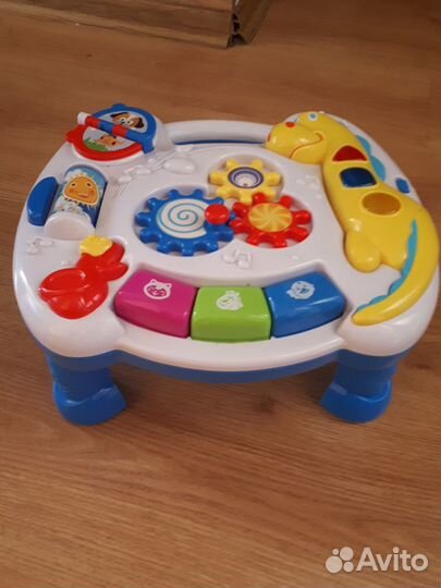 Развивающий стол