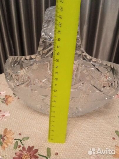Хрустальная ваза
