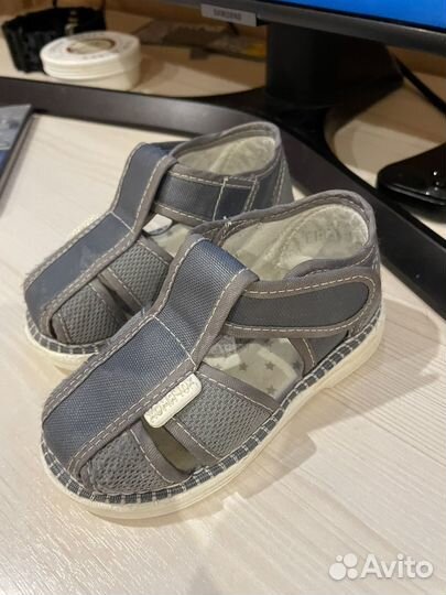 Сандали детские 23 размер