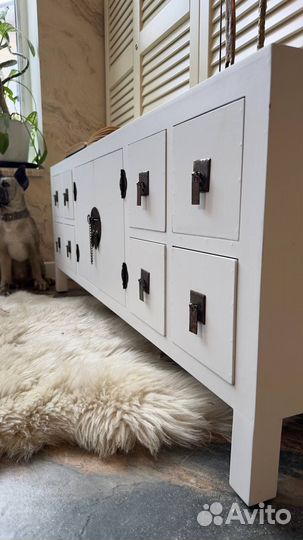 Комод не Италия