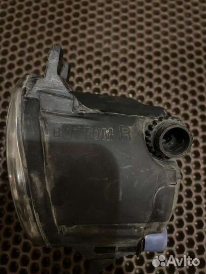 Противотуманные фары Тойота Авенсис т250 рест