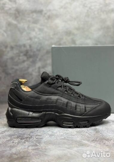 Кроссовки Nike Air Max 95 легкие