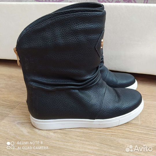 Ботинки женские