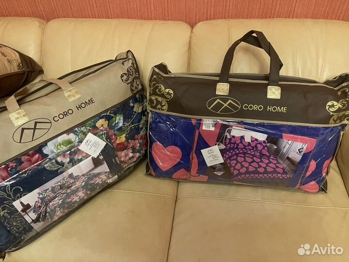 Набор постельного одеяло простыня и две наволчки