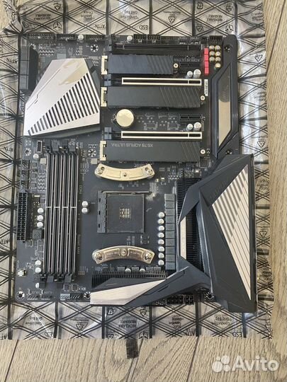 Материнская плата Aorus x570 Ultra