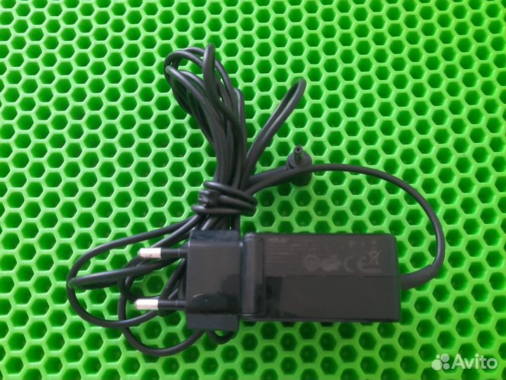 Адаптер питания Asus AD890026 19v 1,75a