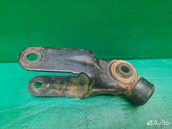 Кронштейн двигателя задний Citroen C4 хэтчбек