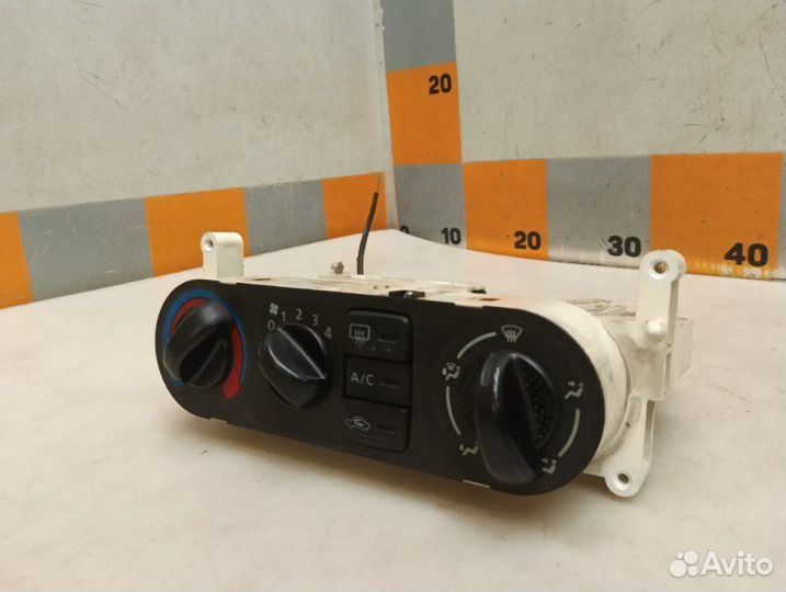 Блок управления отопителем Nissan Almera N16 1.8