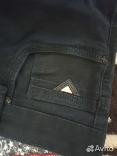 Джинсы школьные