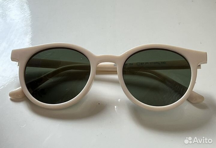 Солнцезащитные очки