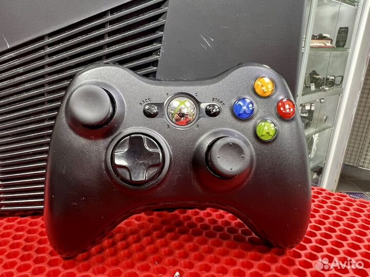 Игровая приставка Xbox 360 S прошитый