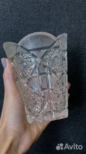 Ваза для цветов хрустальная