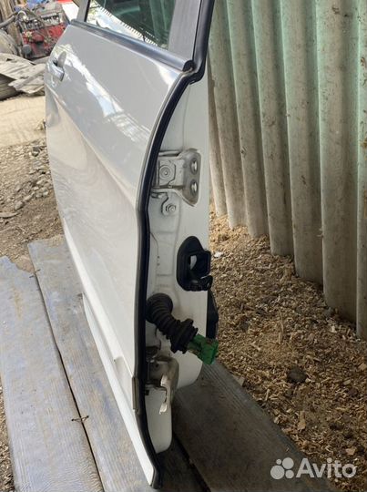 Дверь задняя правая peugeot 308 sw