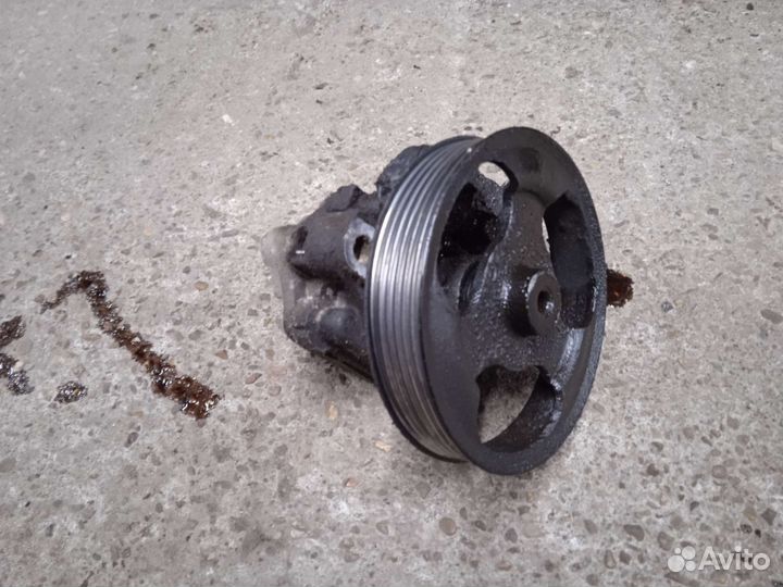 Насос гур mazda 3 bk 1.6 АКПП