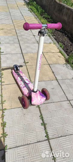 Самокат детский трехколесный светящиеся колеса