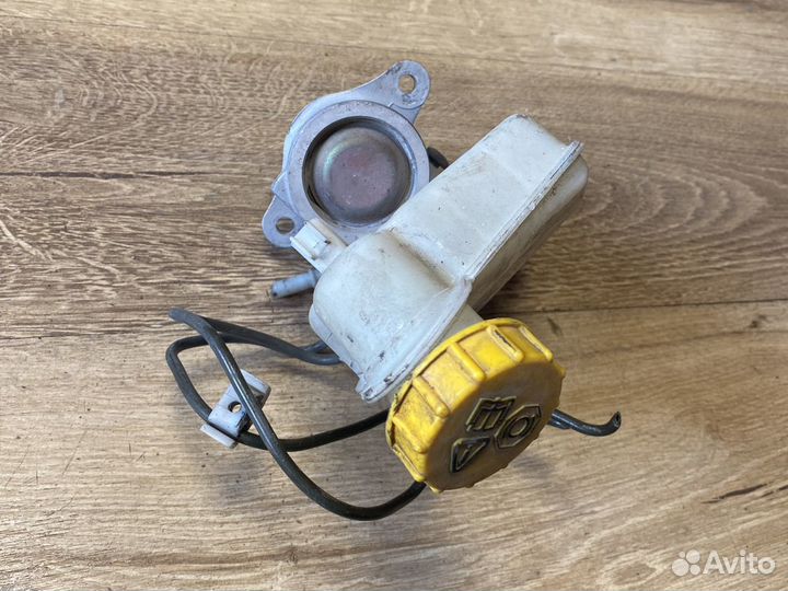 Ford fusion главный тормозной цилиндр