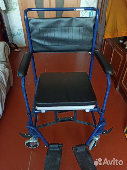 Кресло коляска для инвалидов
