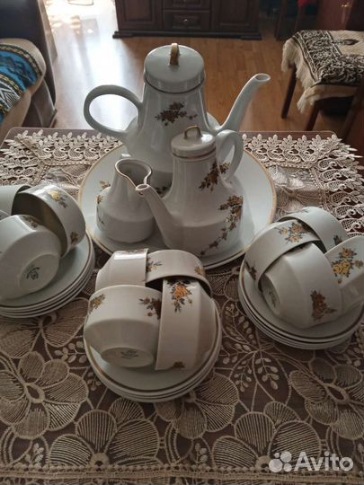 Посуда: сервизы и др