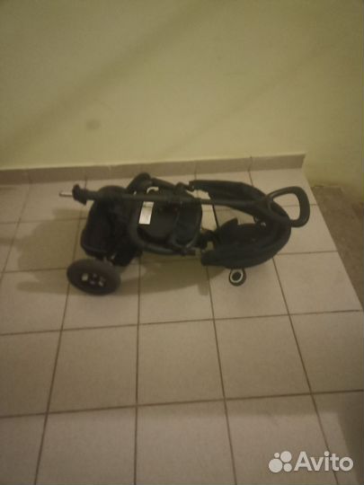 Детский велосипед с ручкой