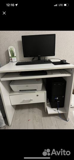 Компьютерный стол