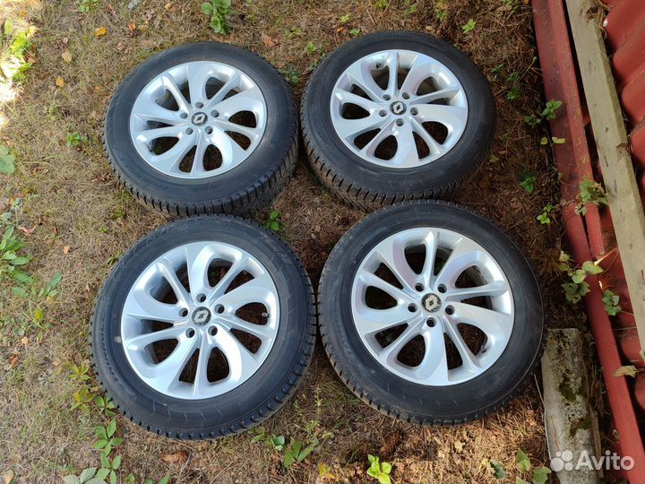 Triangle IceLink Trin PS01 215/60 R17 100T