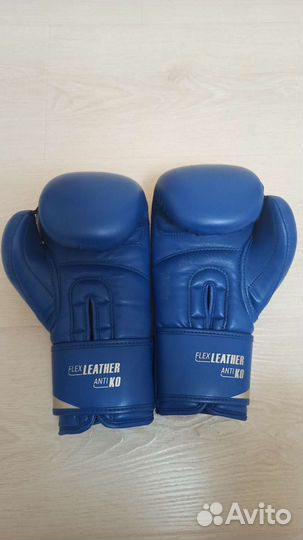 Боксерские перчатки 12 oz clinch