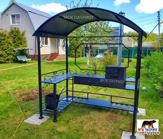 Беседка с мангалом