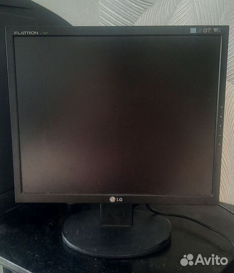 Монитор LG.