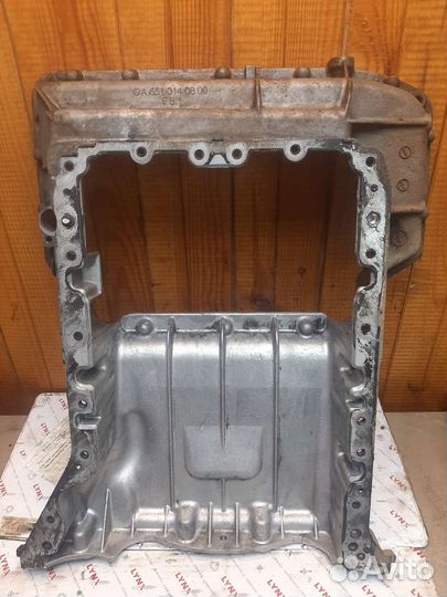 Поддон Мерседес ом651 2018г