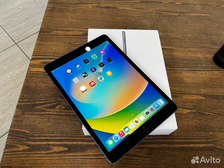 Планшет Apple iPad 9 256gb (на гарантии)